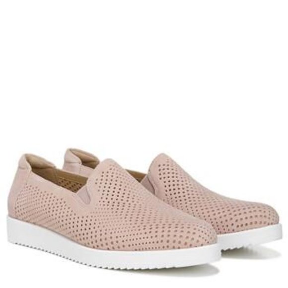 new Naturalizer Women's Bonnie Slip-ons Loafer - Picture 2 of 15